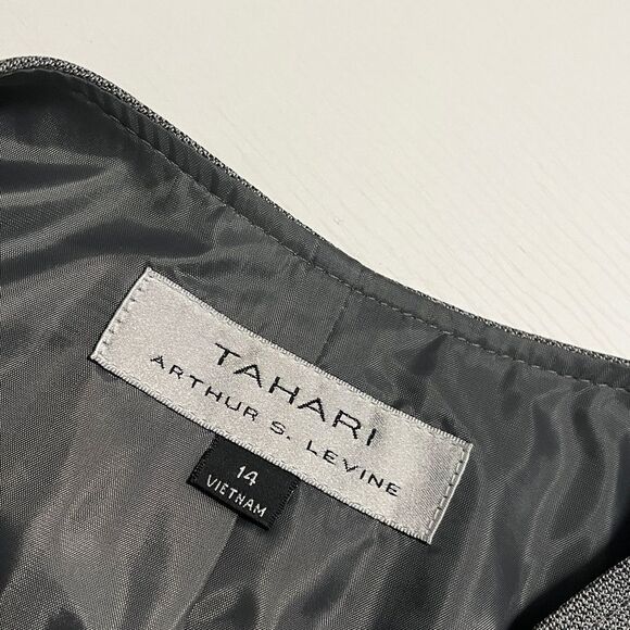 NWT TAHARI Arthur S. Levine Gray Skirt Suit Blazer Jacket Size 14 - Picture 4 of 12